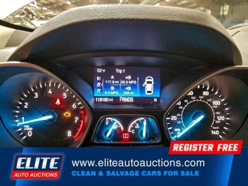 Used 2018 Ford Escape SEL image 17