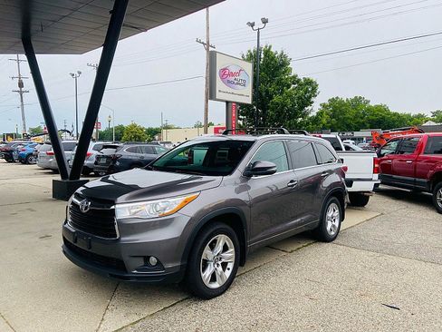 Used 2016 Toyota Highlander Limited AWD/4WD image 10