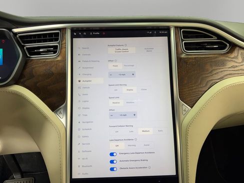 Used 2018 Tesla Model X 75D AWD/4WD image 26