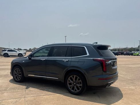 Used 2020 Cadillac XT6 Premium Luxury FWD image 14