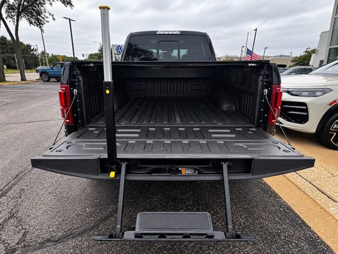Used 2020 Ford F150 Raptor w/ Equipment Group 802A Luxury AWD/4WD image 14