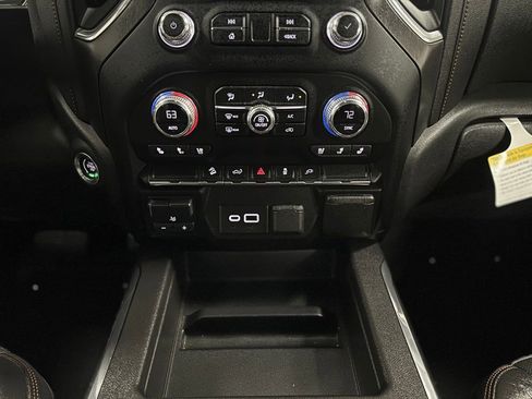 Used 2021 GMC Sierra 1500 AT4 image 21