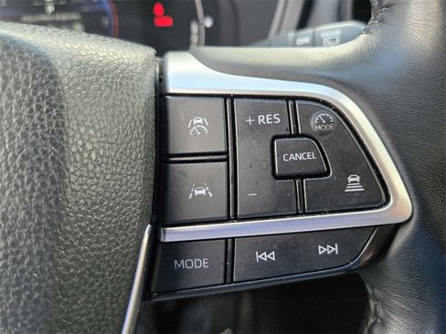 Used 2024 Toyota Grand Highlander image 26