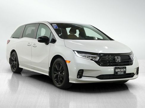 Used 2023 Honda Odyssey Sport image 7