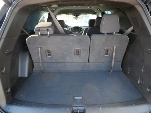 Certified 2022 Chevrolet Traverse LT image 10