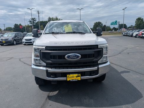Used 2020 Ford F250 XL w/ Power Equipment Group AWD/4WD image 3