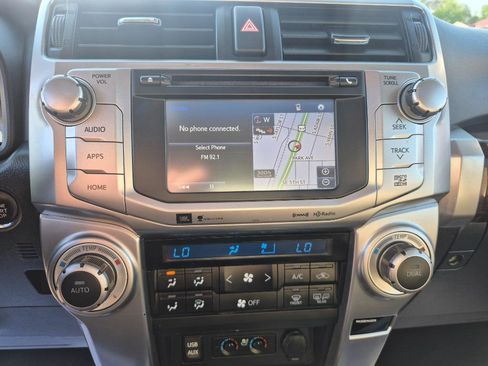 Used 2016 Toyota 4Runner Limited image 22