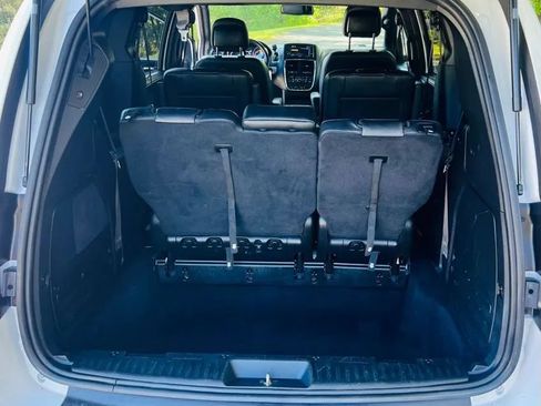 Used 2019 Dodge Grand Caravan GT FWD image 25