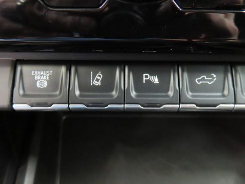 Used 2025 GMC Sierra 2500 AT4 w/ AT4 Premium Plus Package image 70