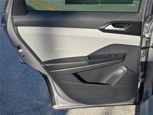 Used 2023 Volkswagen Taos S image 6