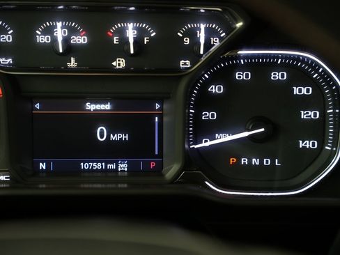 Used 2019 GMC Sierra 1500 AT4 image 16