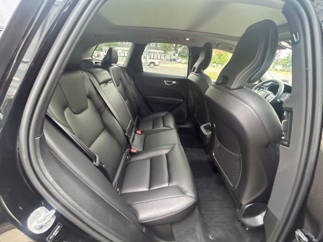 Certified 2024 Volvo XC60 B5 Core w/ Protection Package Premier AWD/4WD image 13