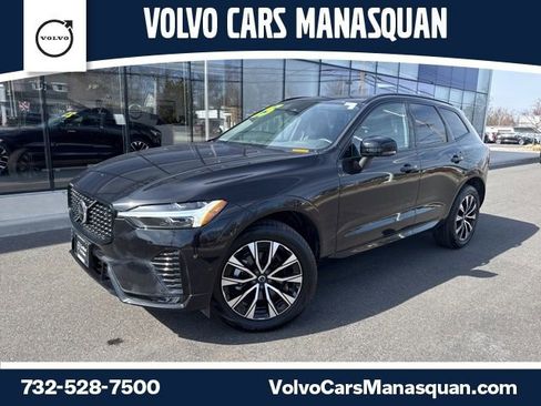 Certified 2025 Volvo XC60 B5 Plus image 1