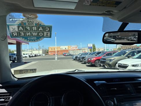 Used 2019 Toyota 4Runner Limited AWD/4WD image 4