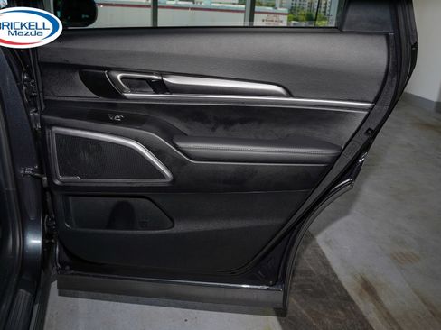 Used 2024 Kia Telluride S w/ S Sunroof Package FWD image 14