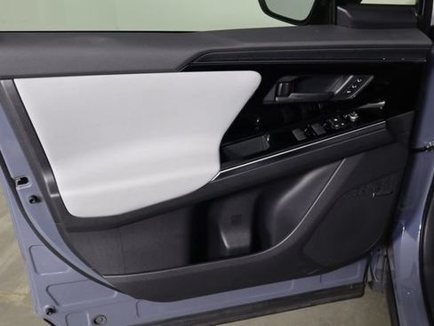 Used 2023 Subaru Solterra AWD image 19