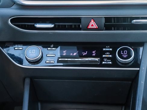 Used 2023 Hyundai Sonata Limited image 16