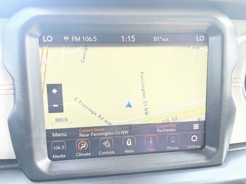 Used 2023 Jeep Wrangler Unlimited Sahara AWD/4WD image 22