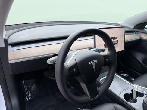 Used 2023 Tesla Model 3 Standard Range RWD image 14