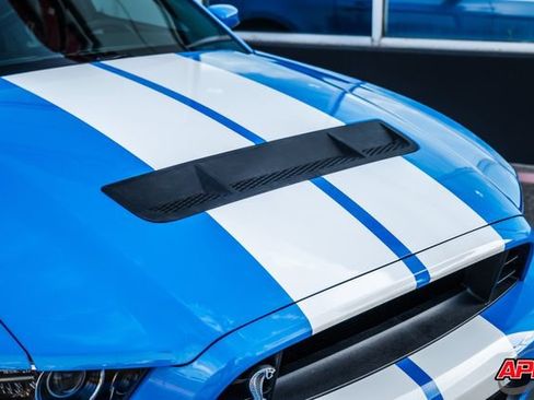 Used 2013 Ford Mustang Shelby GT500 RWD image 22