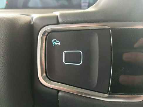 Used 2025 Ford Expedition Active AWD/4WD image 19
