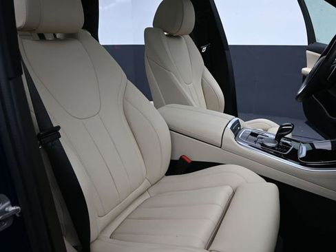 Used 2021 BMW X5 sDrive40i w/ Premium Package image 22