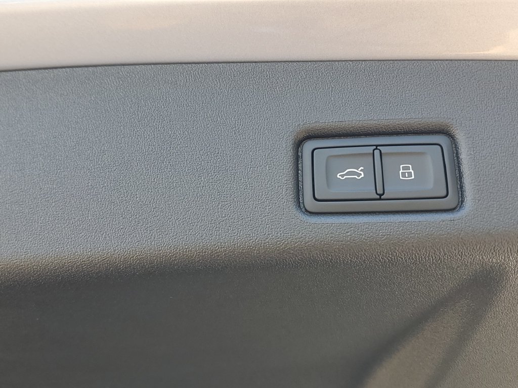 New 2026 Audi Q5 Premium Plus AWD/4WD image 16