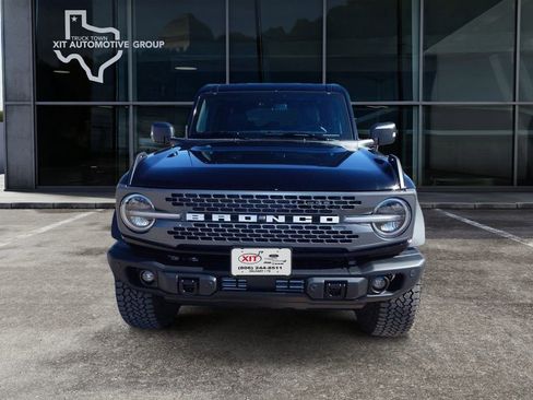 New 2025 Ford Bronco Badlands image 8