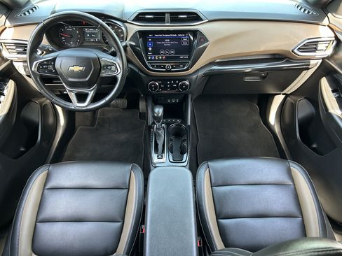 Used 2022 Chevrolet TrailBlazer ACTIV w/ Convenience Package FWD image 13