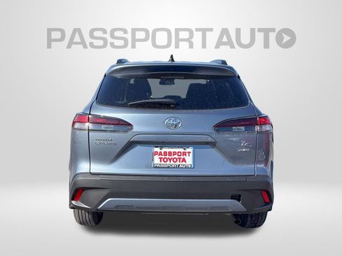 New 2026 Toyota Corolla Cross LE w/ Moonroof Package image 4