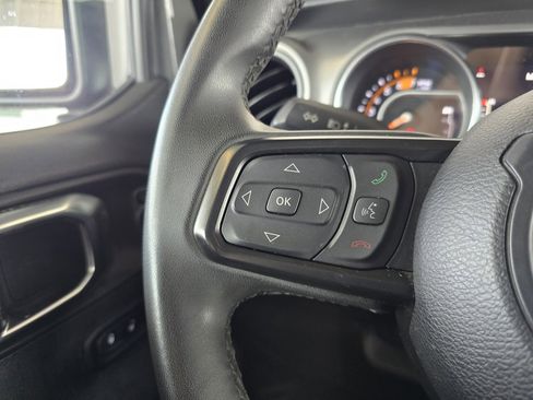 Used 2023 Jeep Wrangler Sport S image 16