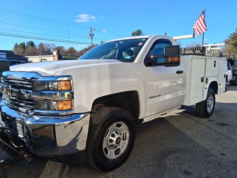 Used 2018 Chevrolet Silverado 2500 W/T w/ WT Fleet Convenience Package image 6