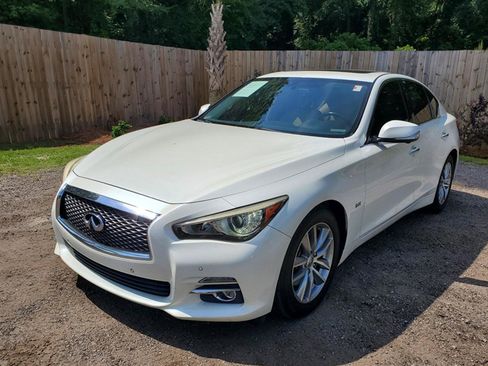 Used 2016 INFINITI Q50 3.0t Premium w/ Driver Assistance Package RWD image 2