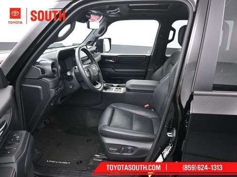 Used 2024 Toyota Land Cruiser w/ Premium Package image 9