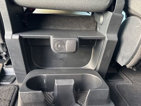 Used 2025 Ford F250 XLT image 32