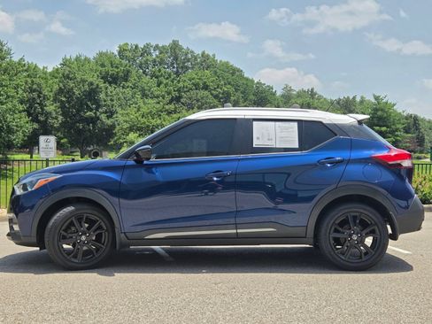 Used 2020 Nissan Kicks SR FWD image 22