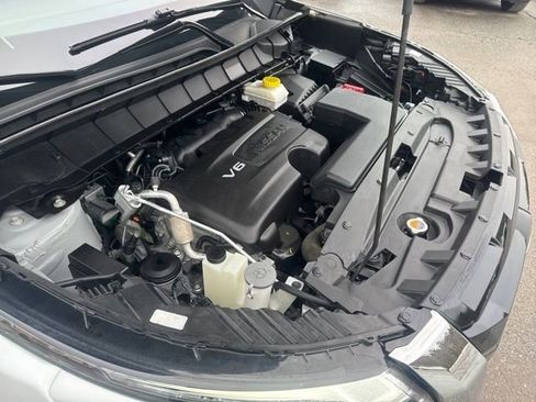 Used 2022 Nissan Pathfinder SL w/ Cargo Package image 35