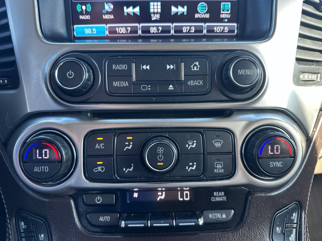 Used 2019 Chevrolet Suburban Premier AWD/4WD image 4