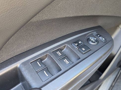 Used 2013 Acura RDX w/ Technology Package AWD/4WD image 28