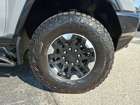 New 2025 GMC Hummer EV 3X w/ Extreme Off-Road Package image 9