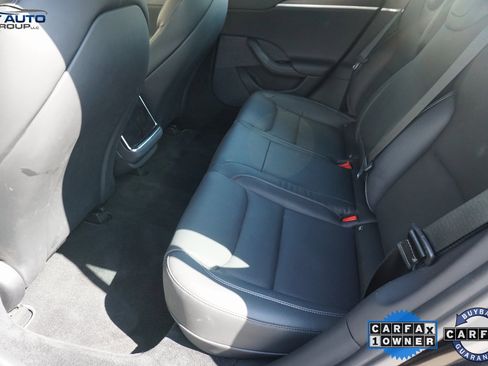 Used 2022 Tesla Model S Plaid image 24