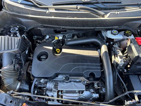 Used 2025 Chevrolet Equinox LT image 33