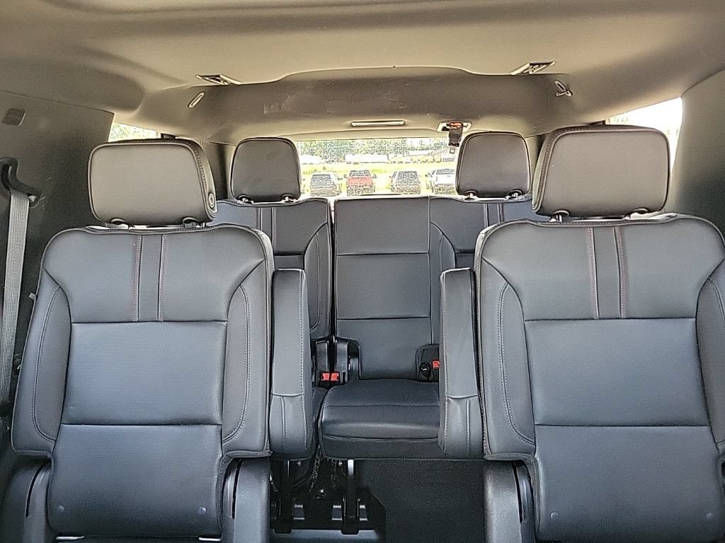 Used 2022 Chevrolet Tahoe RST w/ Sport Performance Package AWD/4WD image 33