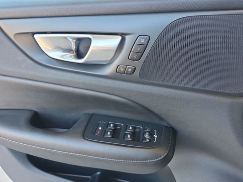 Used 2024 Volvo S60 B5 Core image 24