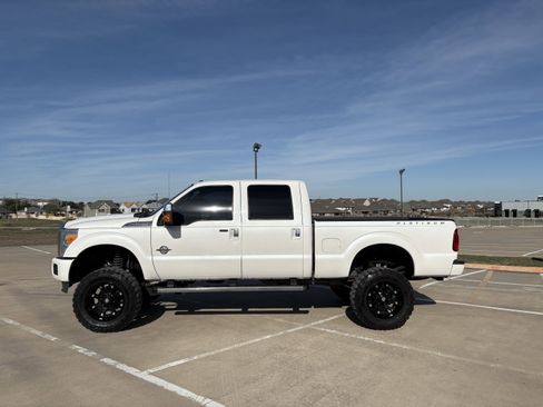 Used 2014 Ford F250 Platinum w/ FX4 Off-Road Package image 2
