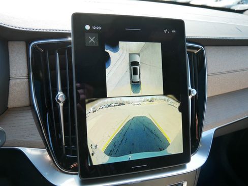 New 2026 Volvo XC90 B6 Ultra w/ Lounge Package image 10