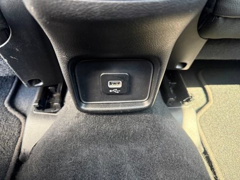 Used 2018 Jeep Compass Latitude AWD/4WD image 38
