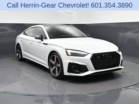 Used 2024 Audi A5 2.0T Premium Plus w/ Premium Plus AWD/4WD image 9