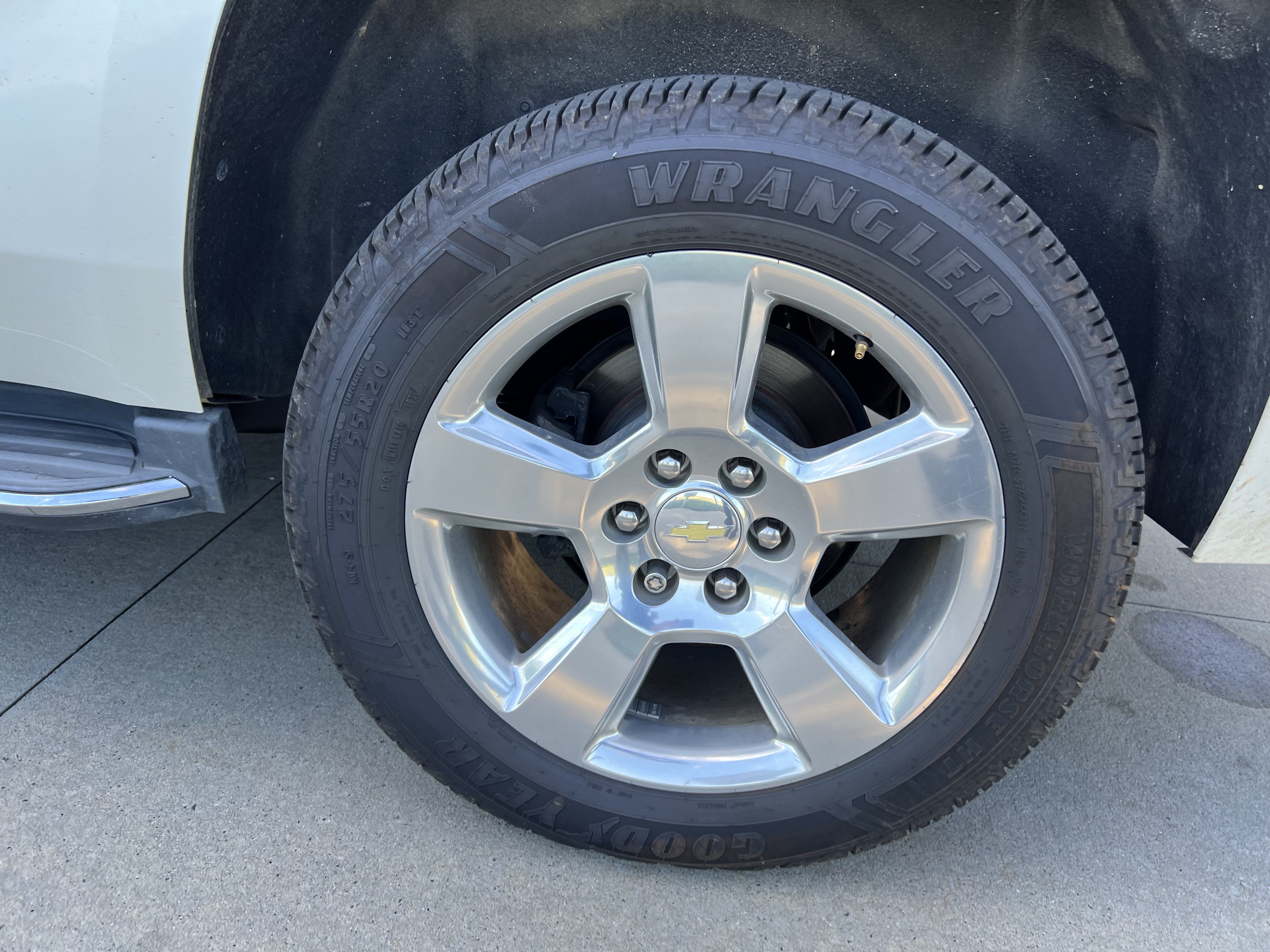 Used 2015 Chevrolet Tahoe LTZ AWD/4WD image 13