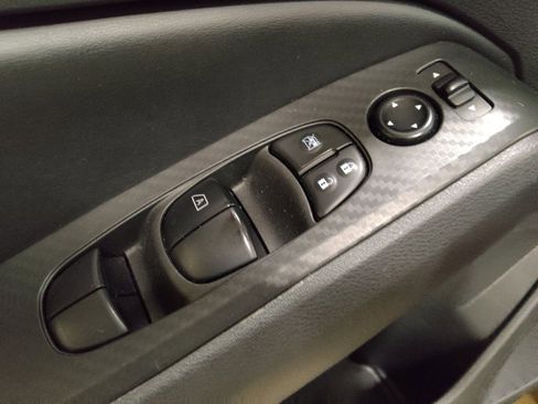 Used 2024 Nissan Altima 2.5 SV image 27